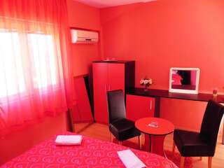 Хостелы Hostel Izvor Подгорица Стандартный трехместный номер-4